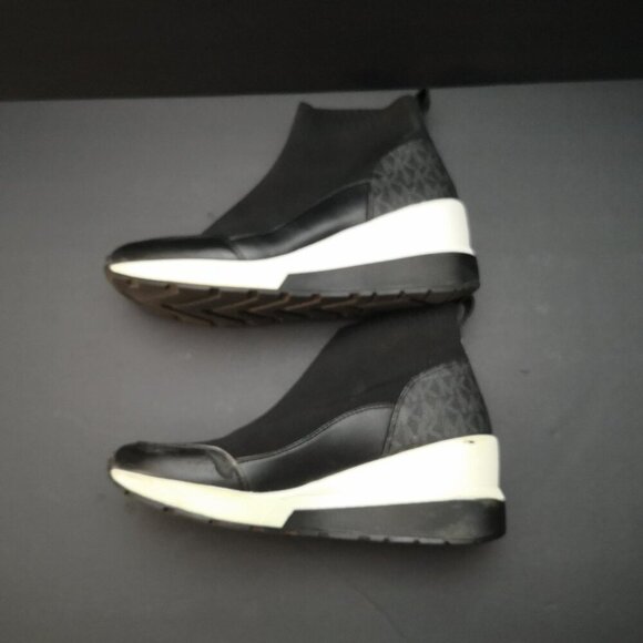 Michael Kors Ladies Size 6.5 Black & White Wedge Pull On Style Sock Booties - Picture 2 of 11